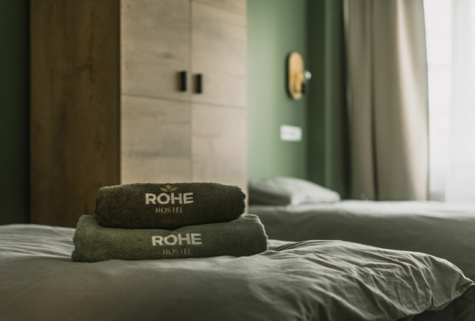 Rohe Hostel interior 30